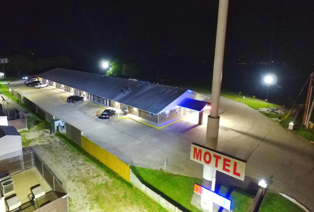 موتيل Sweet Springs نايت إن المظهر الخارجي الصورة
